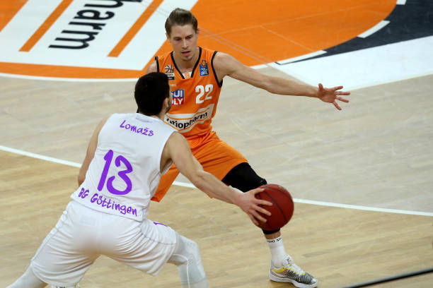 帕尔梅拉斯 帕尔梅拉斯